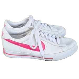 Nike Women's Pink White Sneaker Shoes Sweet Classic Heart Leather Size 8 Vintage